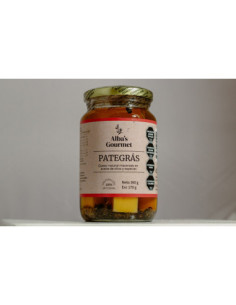 queso pategras macerado en oliva y especias